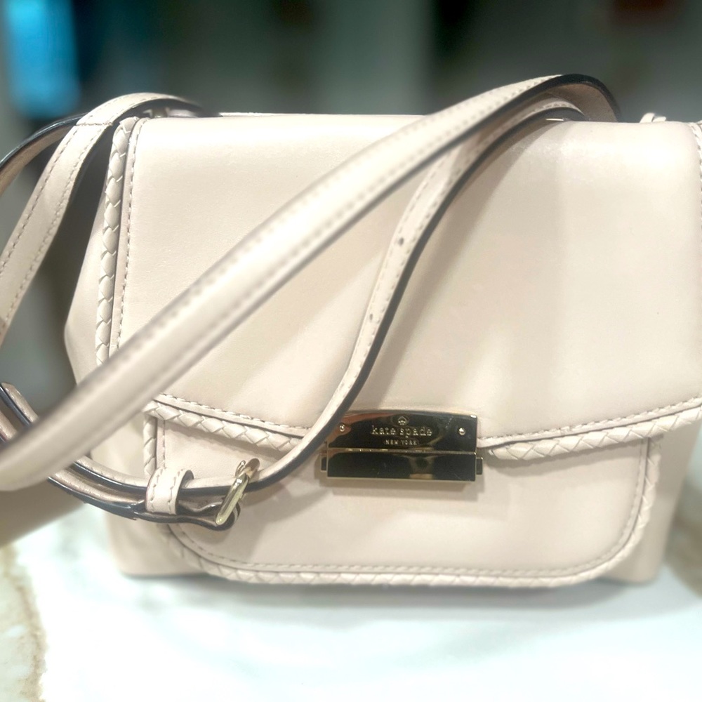 Kate Spade Jacclyn Castle Lane Nude Bag
